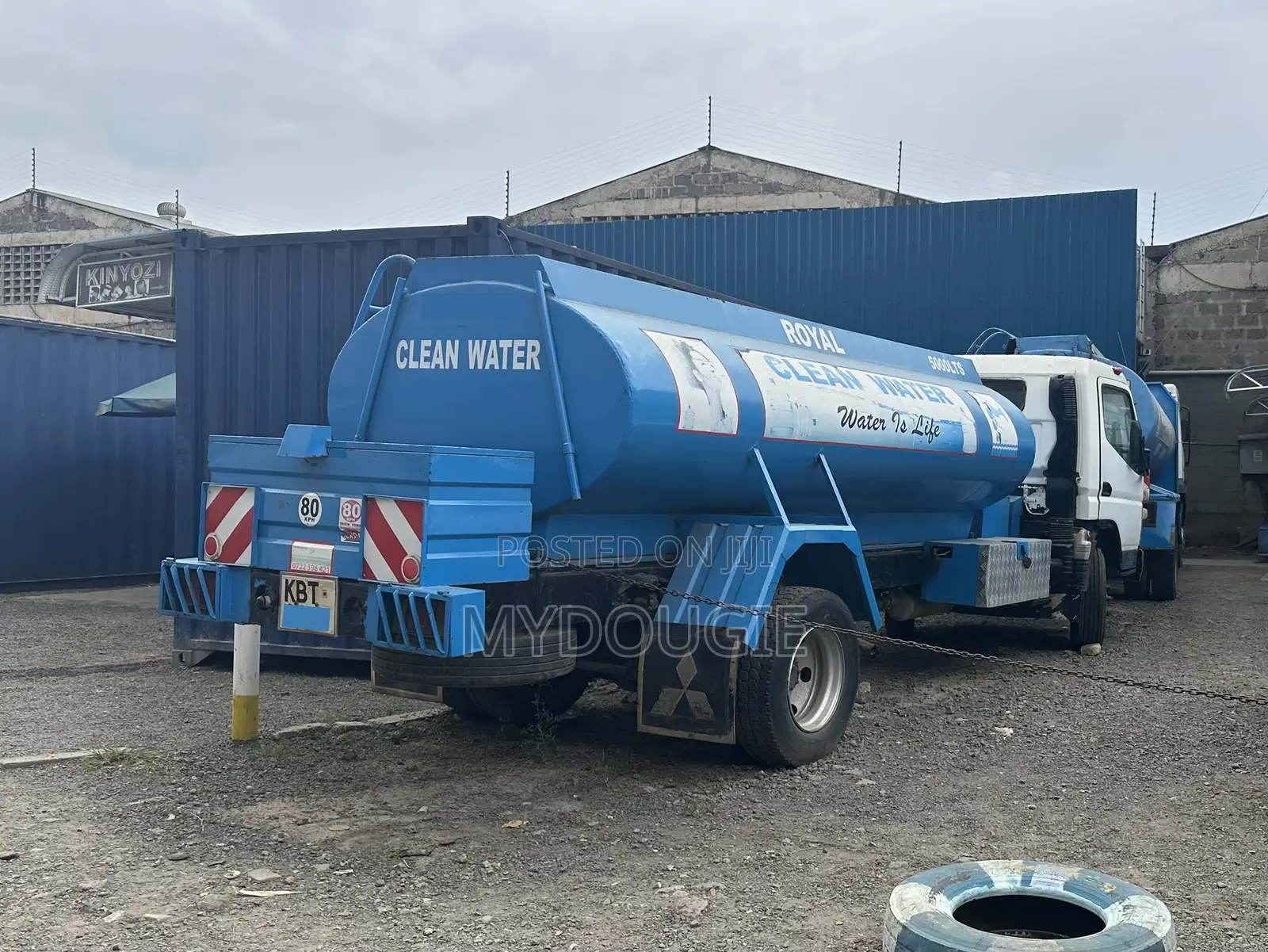 Mitsubishi Fuso Truck