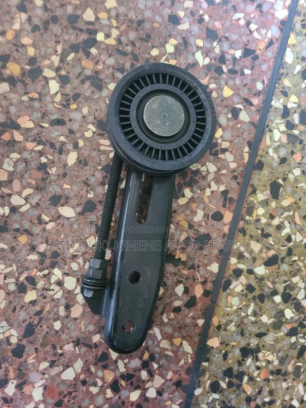 Subaru Alternator Belt Tensioner