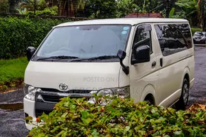 Toyota HiAce 2020 White