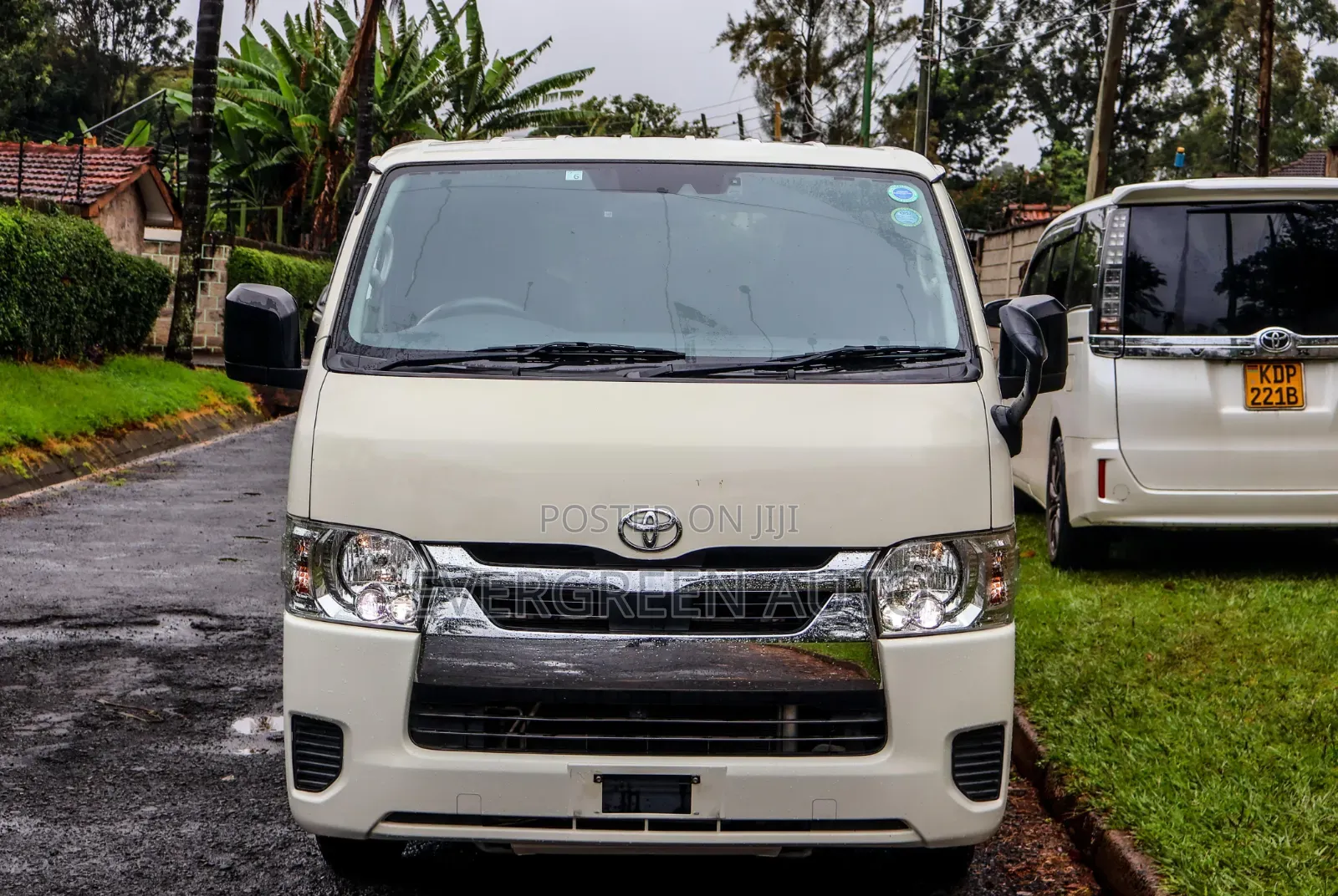 Toyota HiAce 2020 White
