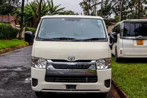 Toyota HiAce 2020 White