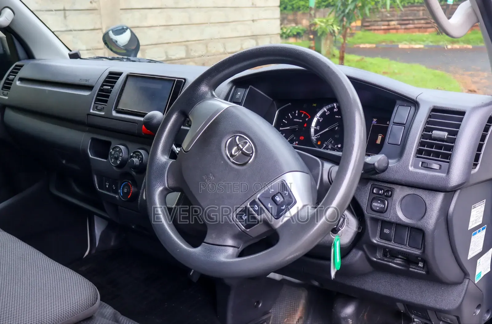 Toyota HiAce 2020 White