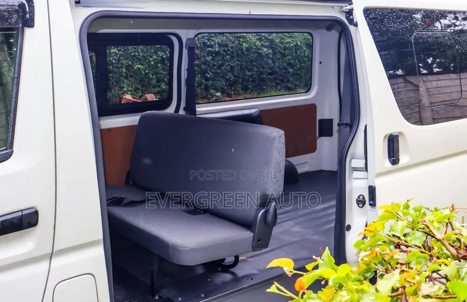 Toyota HiAce 2020 White