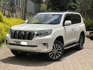 Toyota Land Cruiser Prado 2021 White
