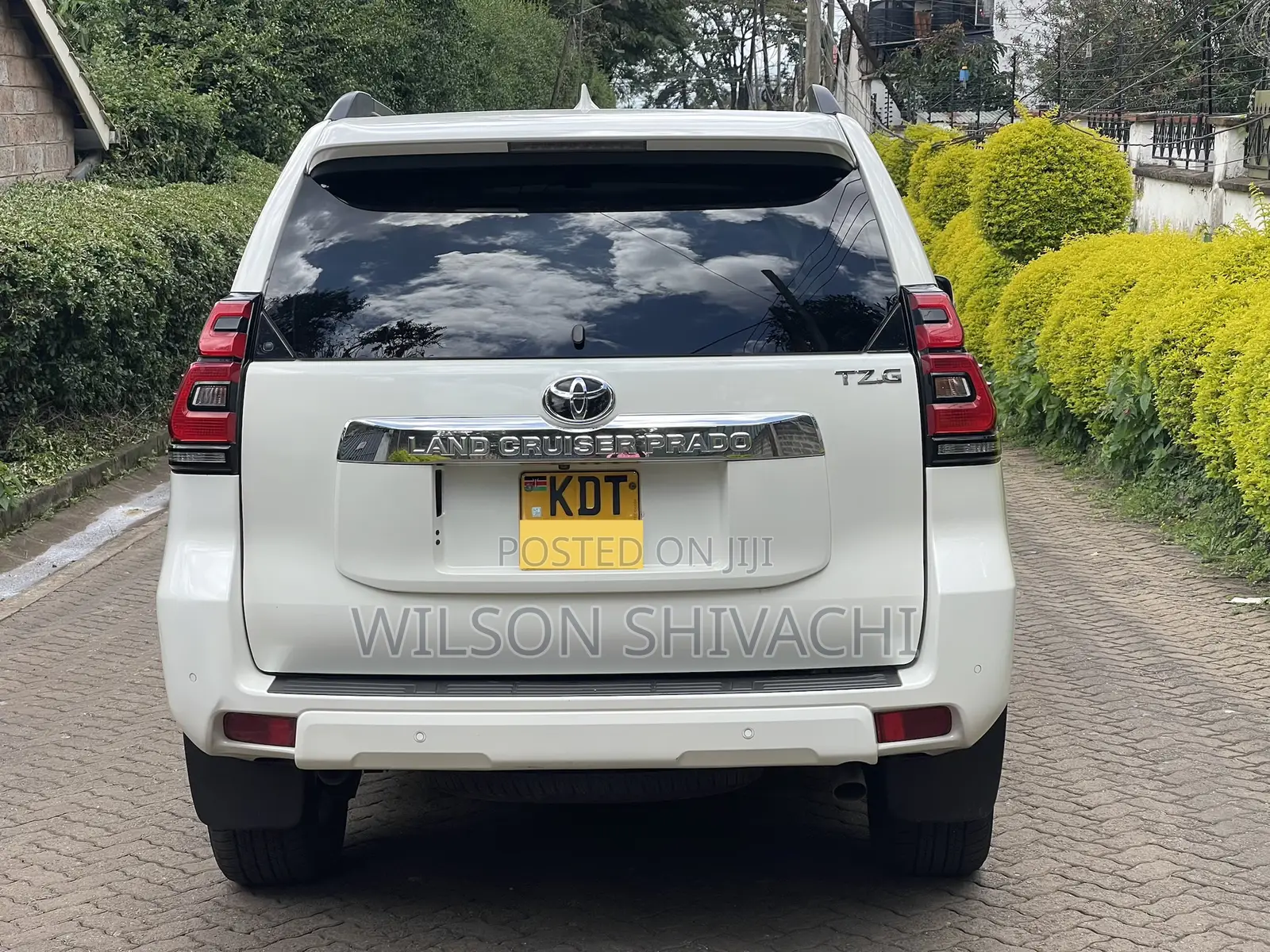 Toyota Land Cruiser Prado 2021 White