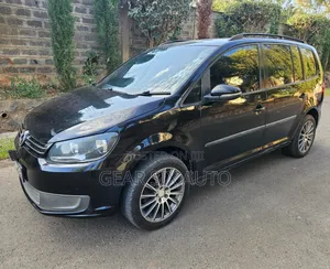 Volkswagen Touran 1.4 TSI 2012 Black