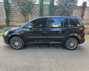 Volkswagen Touran 1.4 TSI 2012 Black
