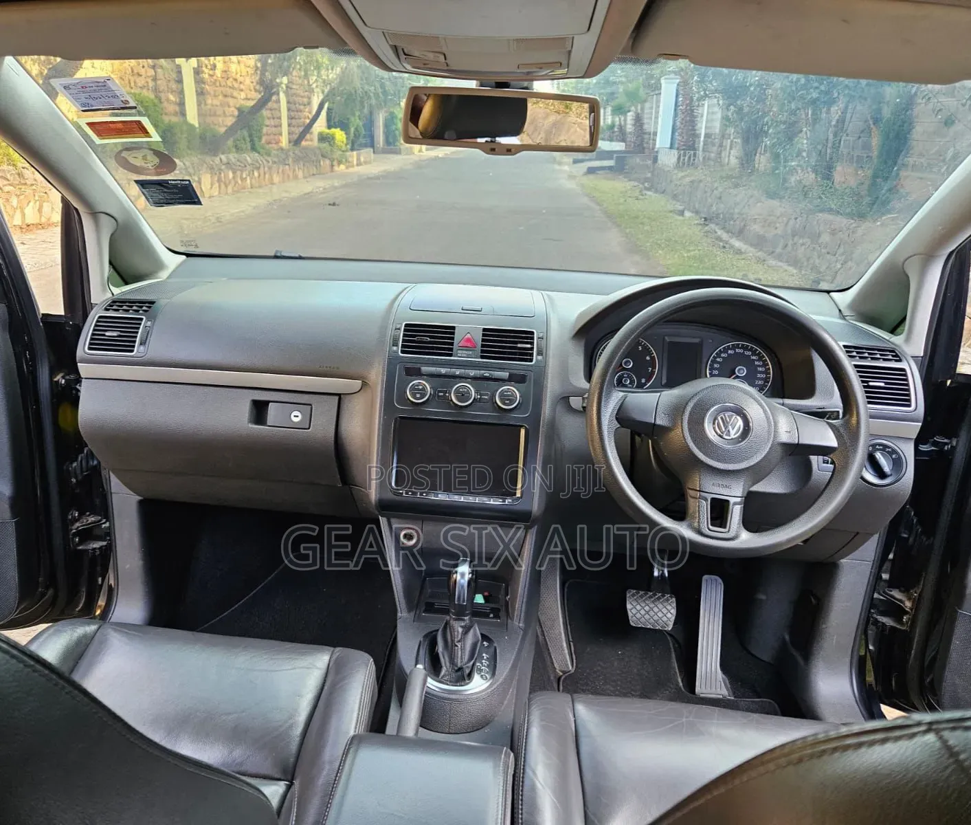Volkswagen Touran 1.4 TSI 2012 Black