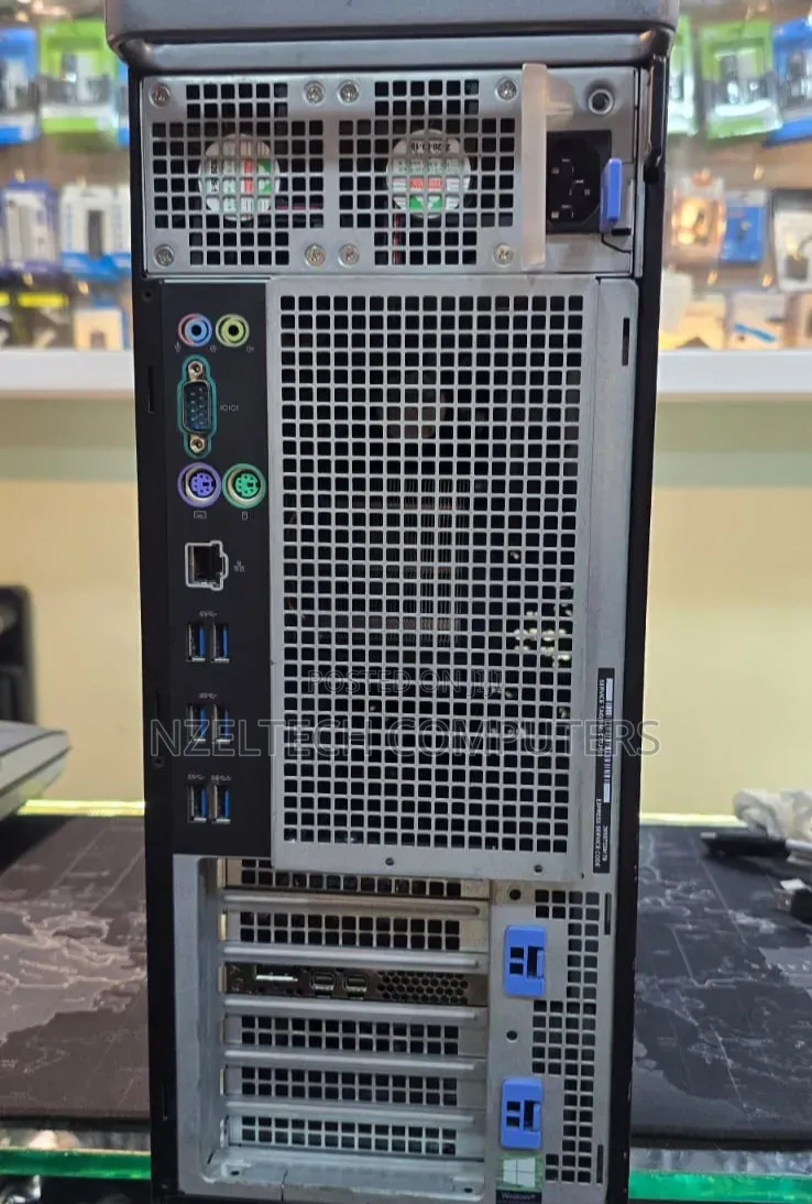 Desktop Computer Dell Precision 5820 16GB Intel Xeon HDD 500GB