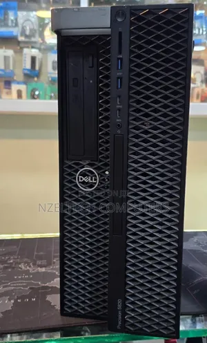 Desktop Computer Dell Precision 5820 16GB Intel Xeon HDD 500GB