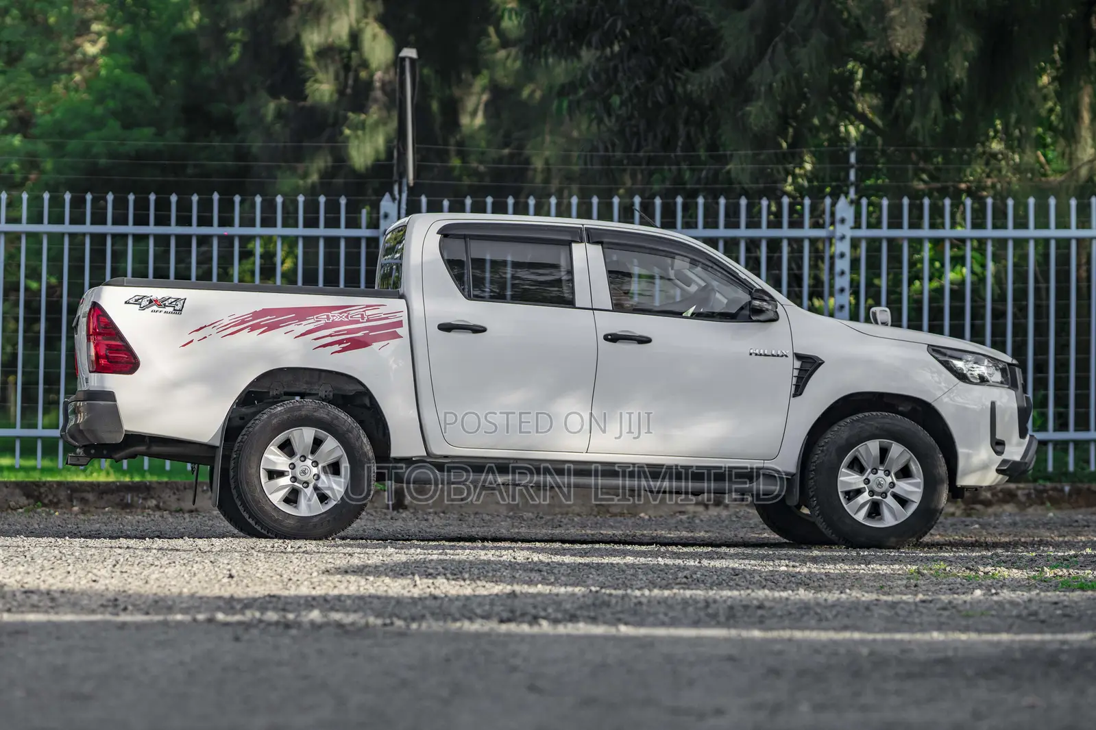 Toyota Hilux 2020 White