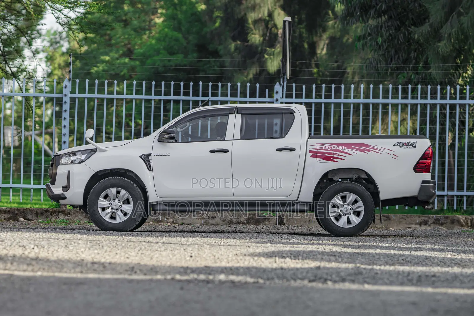 Toyota Hilux 2020 White