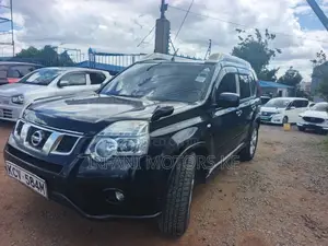 Nissan X-Trail 2.0 Petrol XE 2012 Black