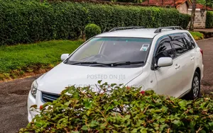 Toyota Corolla Fielder 1.5 Petrol FWD 2012 White