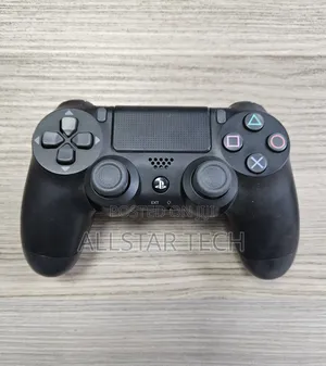 Sony Playstation 4 Slim Gaming With 2 Controllers