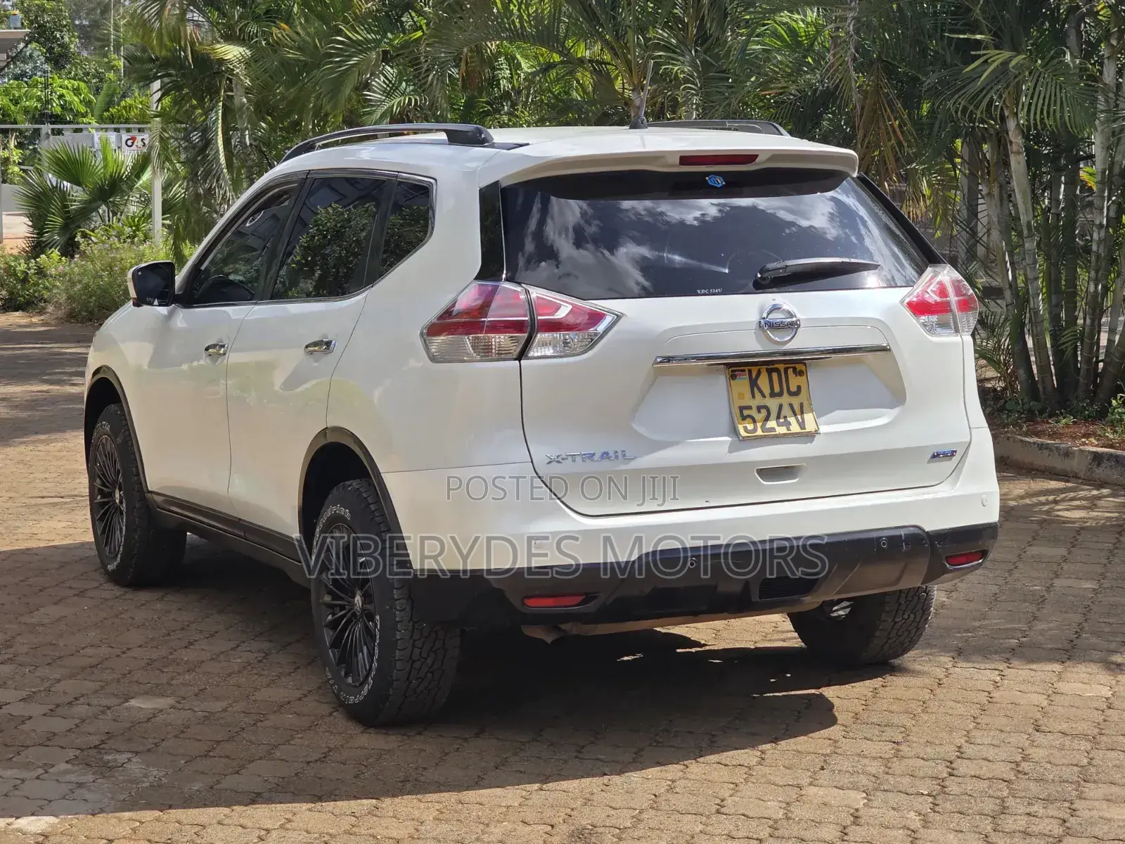 Nissan X-Trail 2014 White