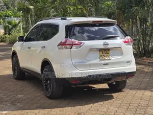 Nissan X-Trail 2014 White