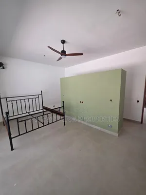 3bdrm Villa in Diani On 1/4 Acre for sale