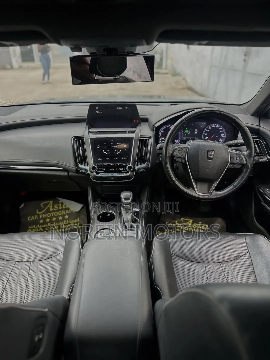 Toyota Crown 2021 Matt Black