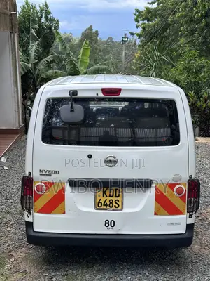 Nissan NV200 SV 2014 White