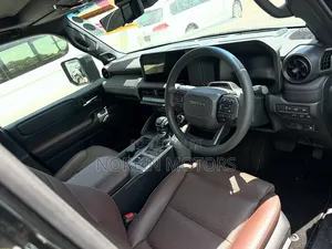 Toyota Land Cruiser LC300 2024 Black