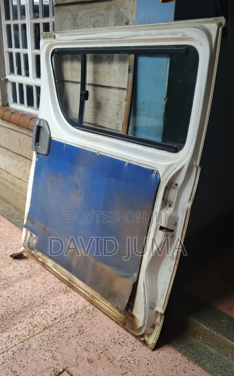 Hiace Sliding Gate