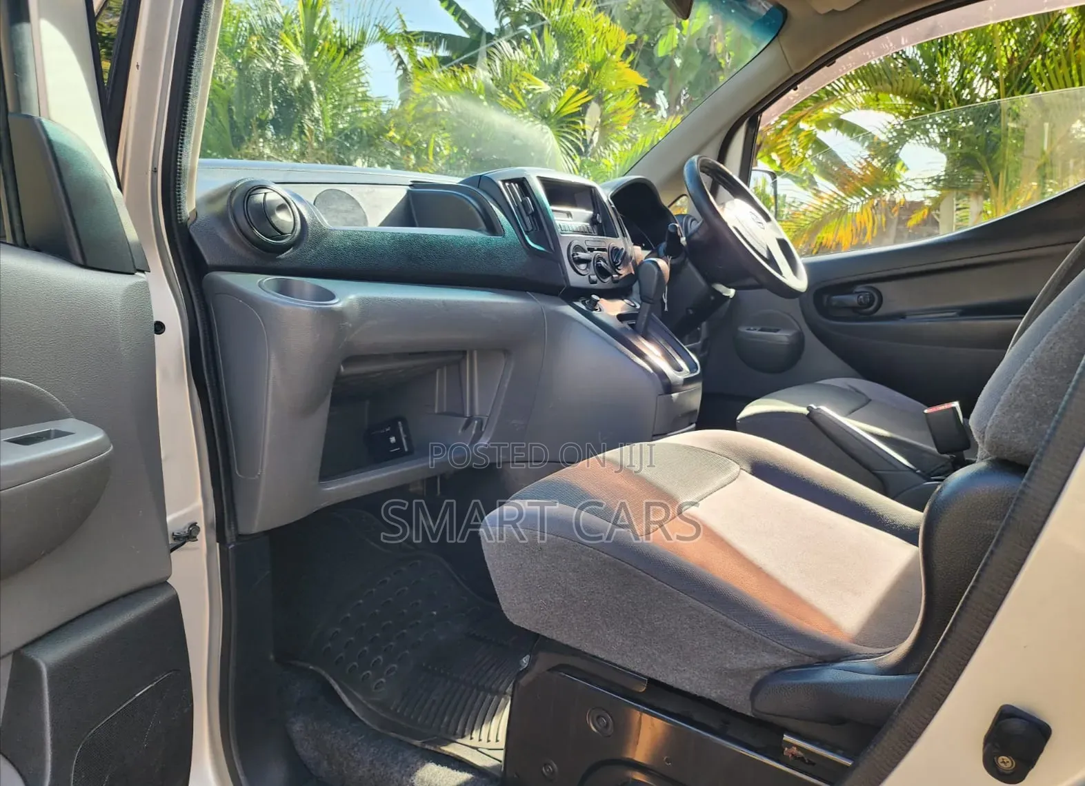 Nissan NV200 2015 Silver
