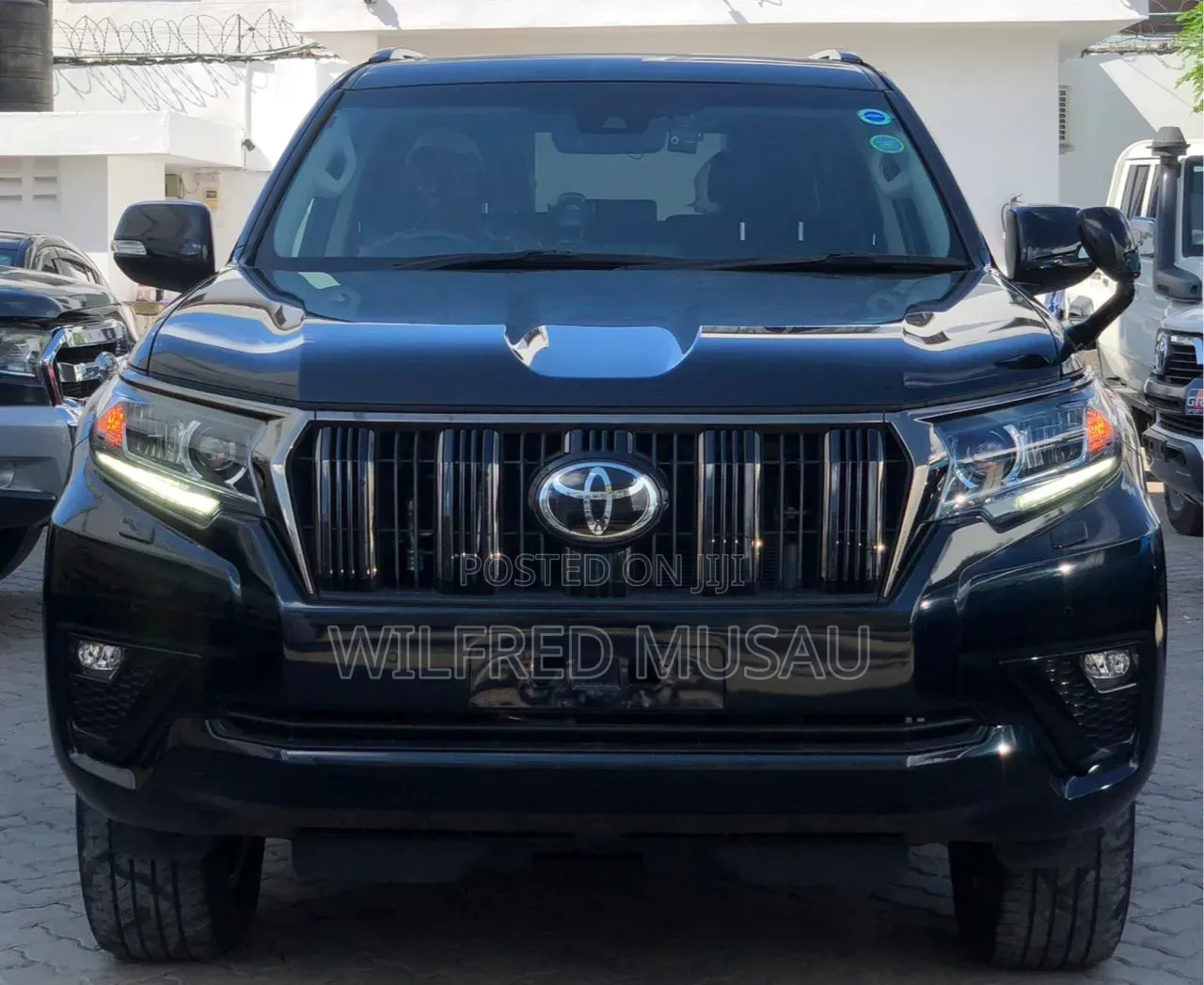Toyota Land Cruiser Prado 2.8 2022 Black