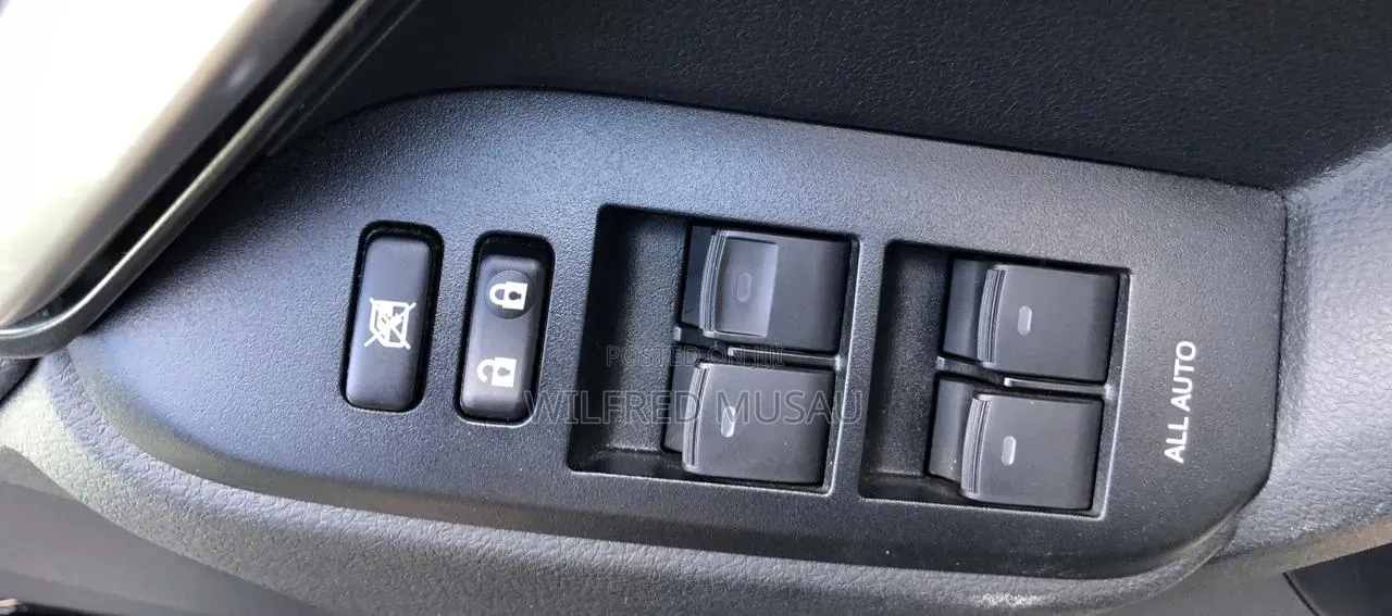 Toyota Land Cruiser Prado 2.8 2022 Black