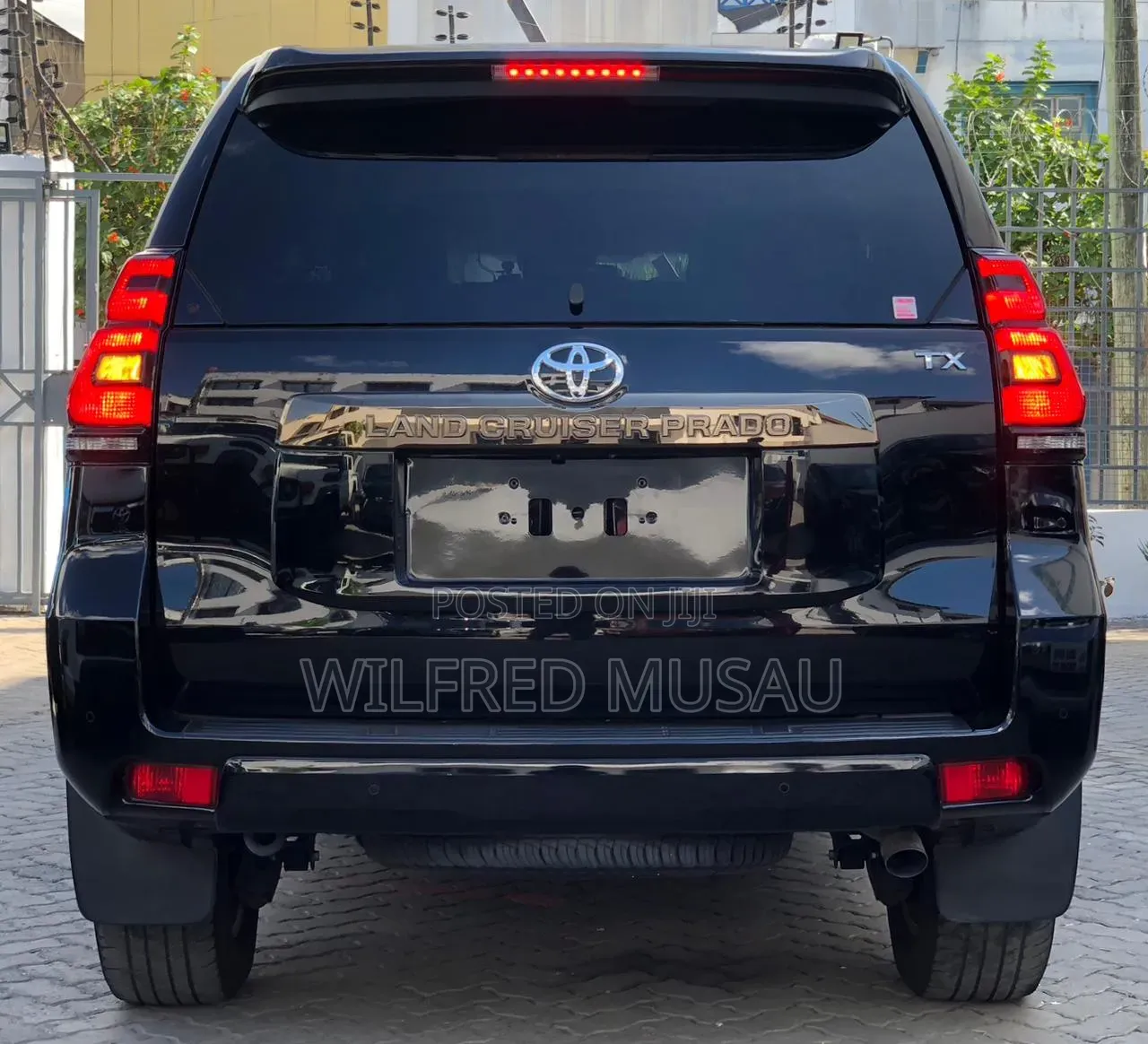 Toyota Land Cruiser Prado 2.8 2022 Black