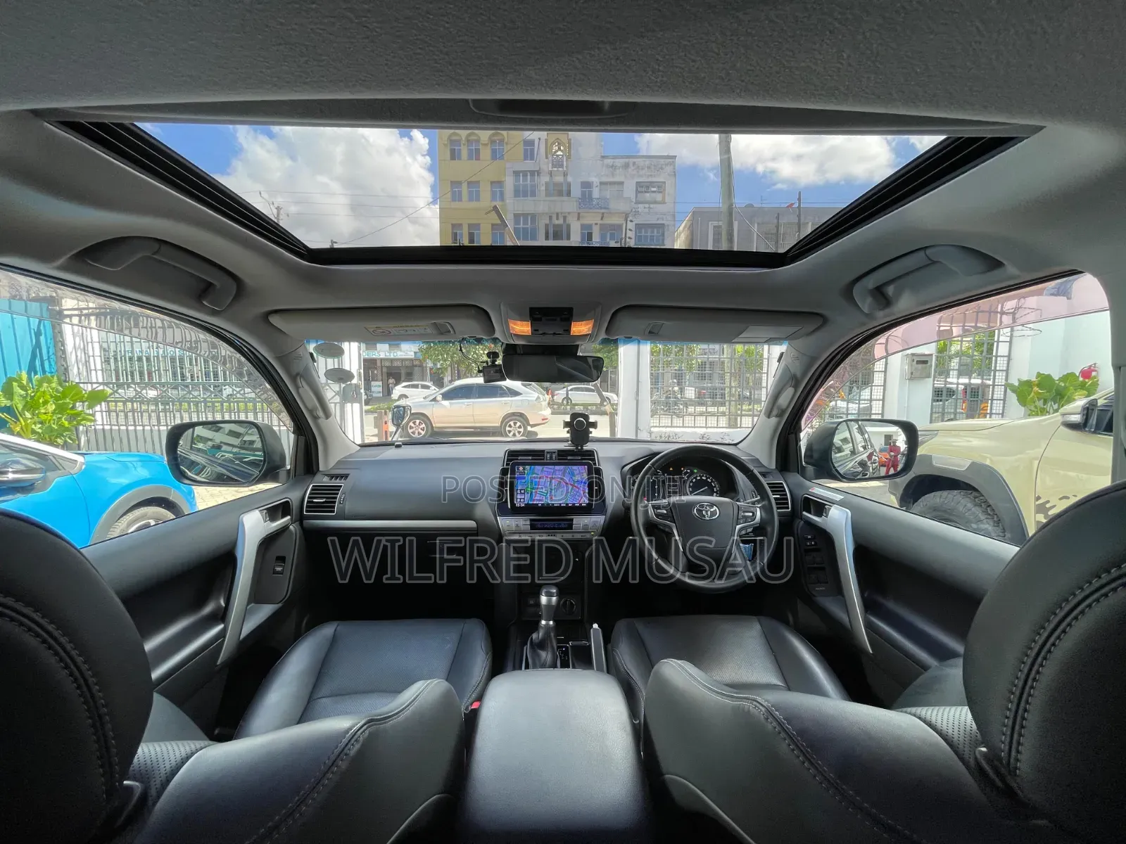 Toyota Land Cruiser Prado 2.8 2022 Black