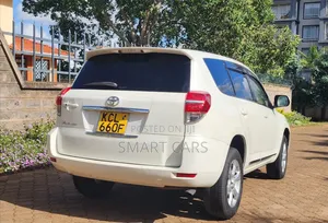 Toyota Vanguard 2012 Pearl
