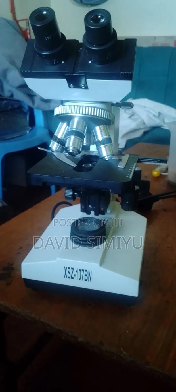 Binocular Laboratory Microscope - thumbnail 3