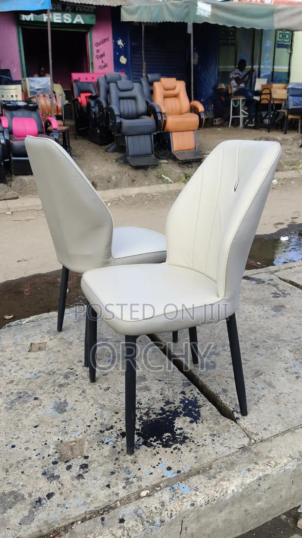 Dining Chairs/ Hotel and Restaurant Seats - thumbnail 2