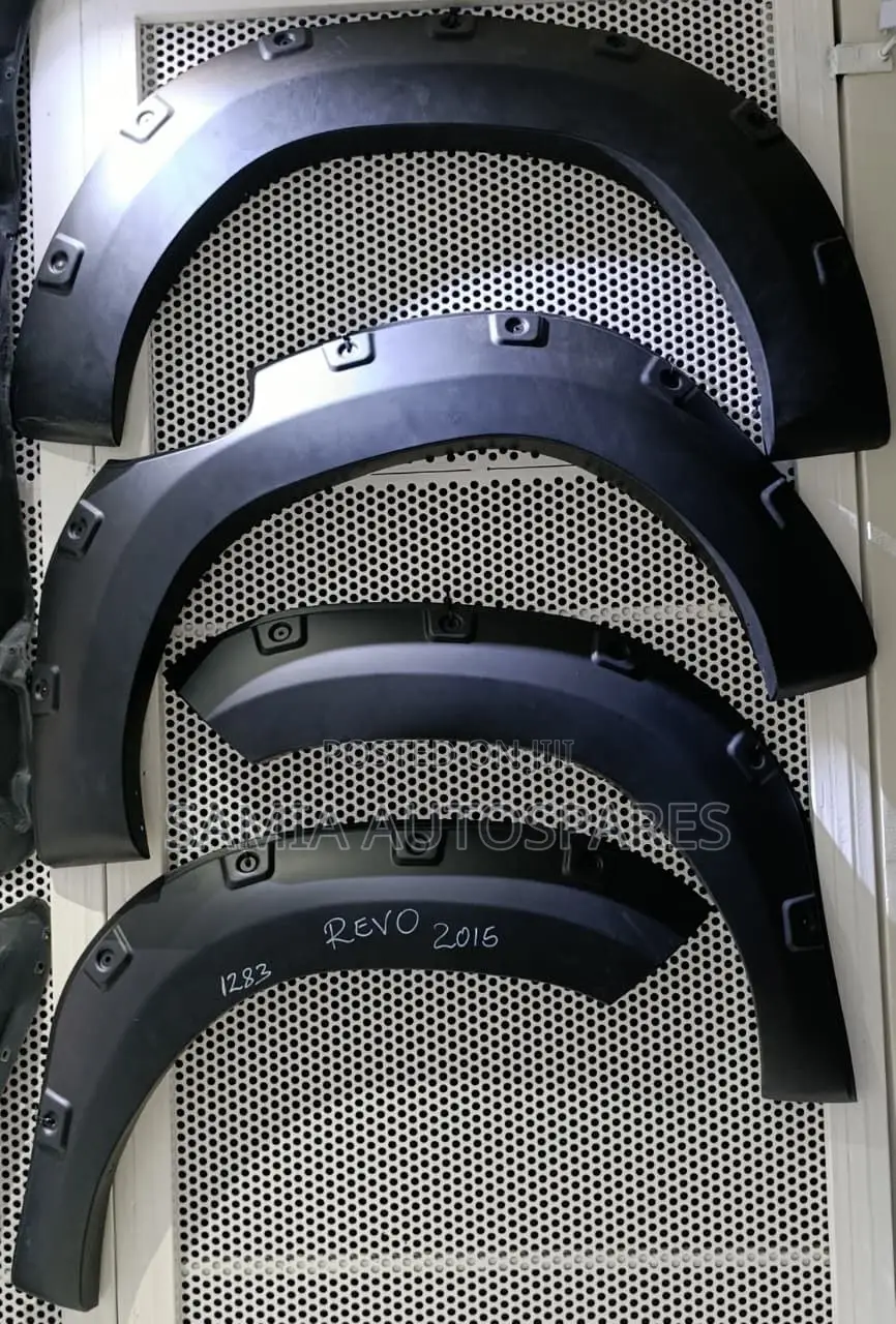 Fender Wing Revo 2015 [Big Black]