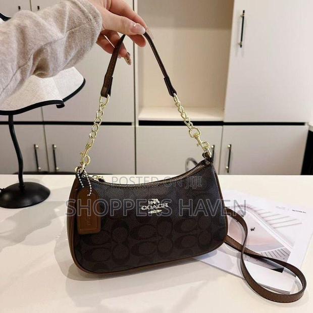 Stylish Ladies Handbag - thumbnail 5