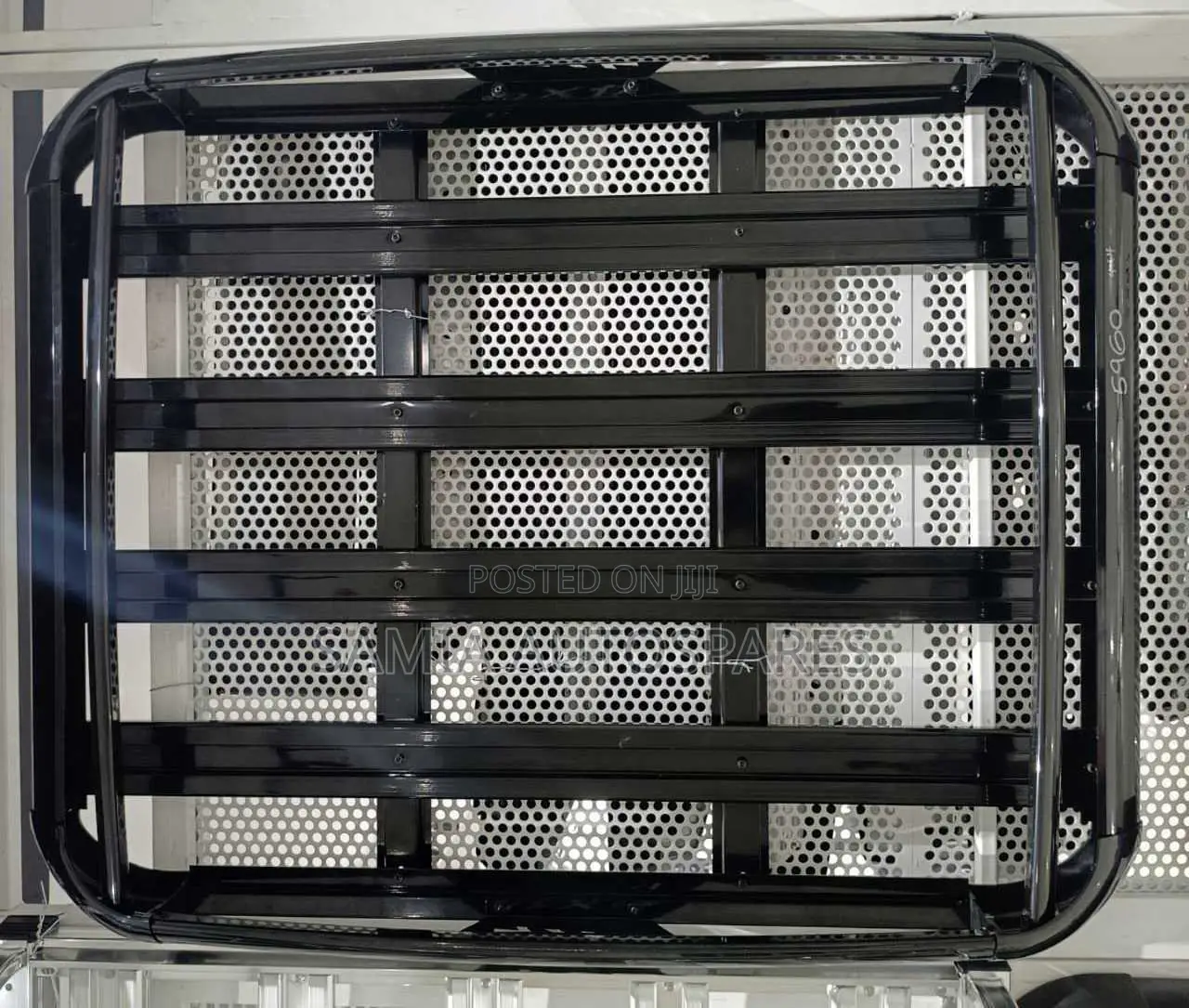 Universal (4*4) Carrier Black