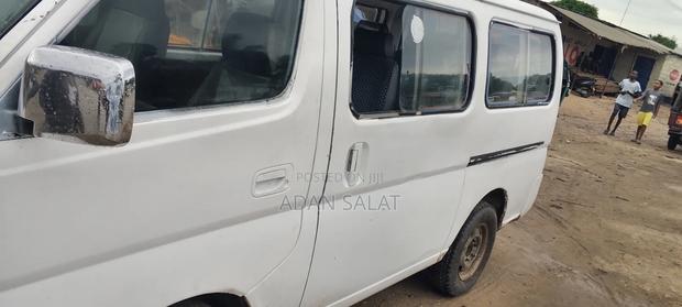 Nissan Caravan (Urvan) 2008 White - thumbnail 6