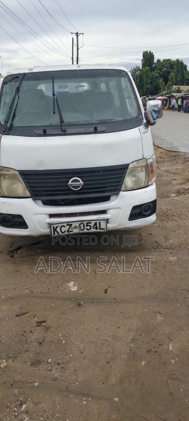 Nissan Caravan (Urvan) 2008 White - thumbnail 7
