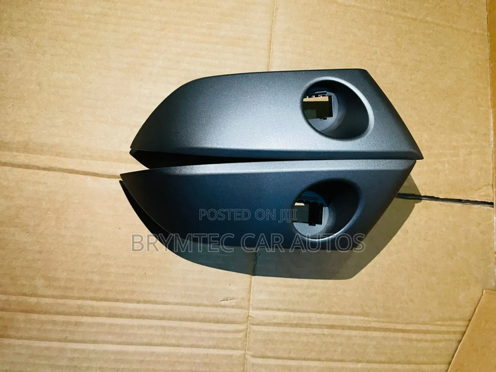 Vanguard / Rav4 Vent Covers