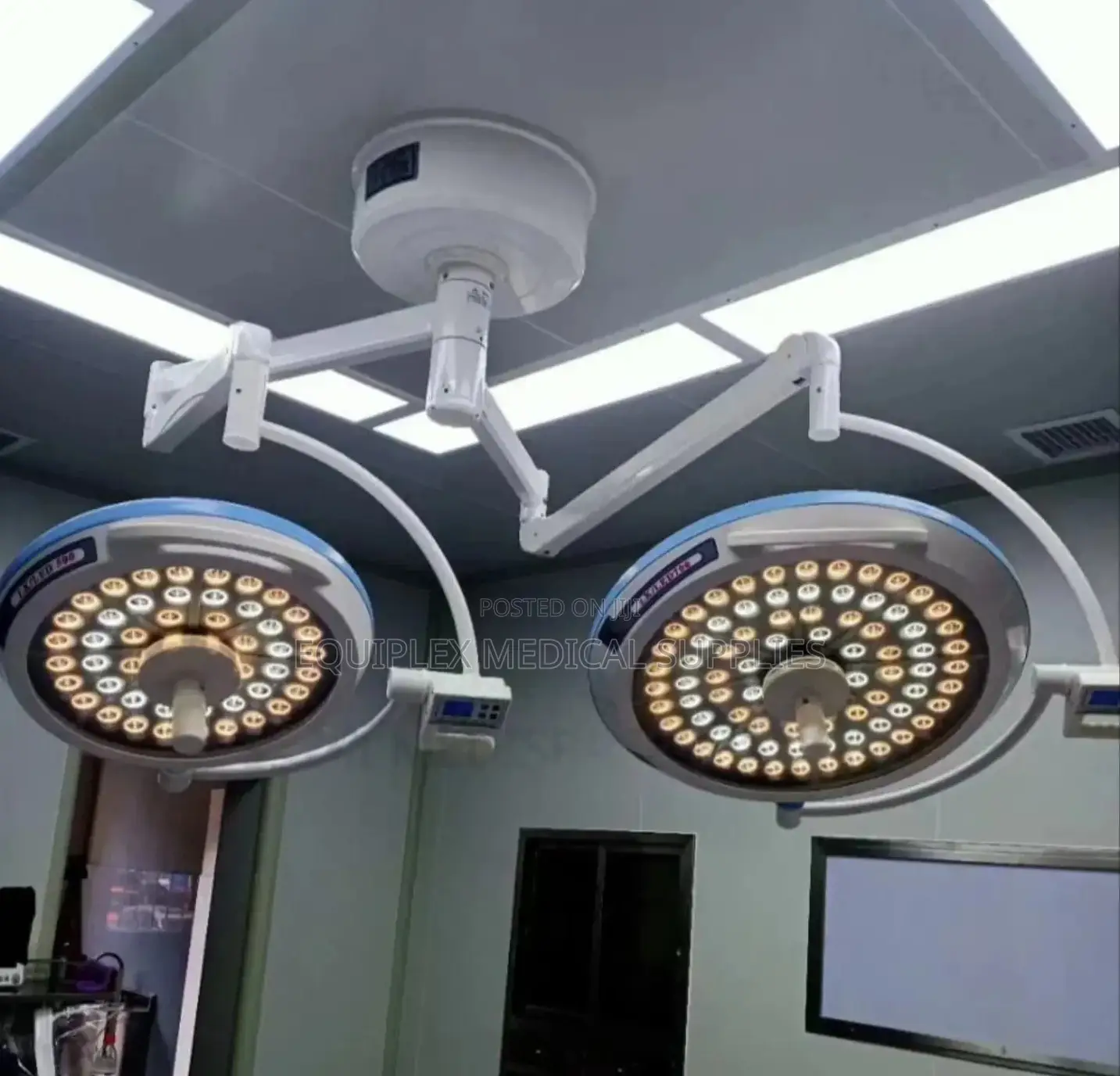 Quality Shadow Free Double Arm Ceiling Mounted Theatre Light