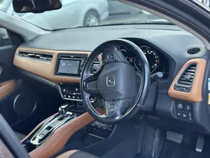 Honda Vezel 2018 Brown