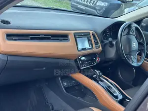 Honda Vezel 2018 Brown