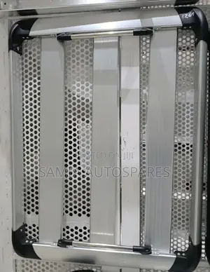Car Universal Carrier - Silver 38 by 30 - Small