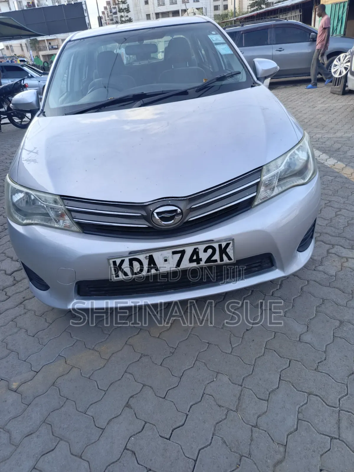 Toyota Axio 1.5 G 2WD 2013 Silver