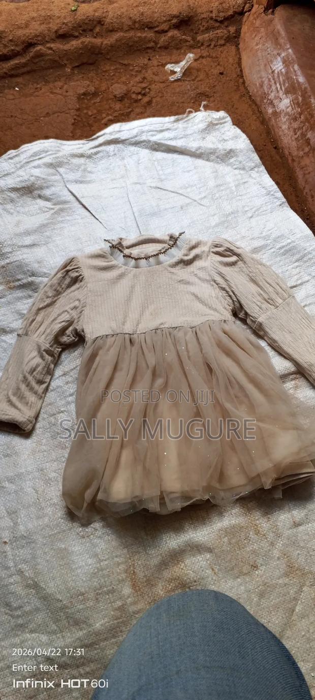 Kids Dressed - thumbnail 4