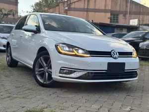 Volkswagen Golf 2019 Pearl