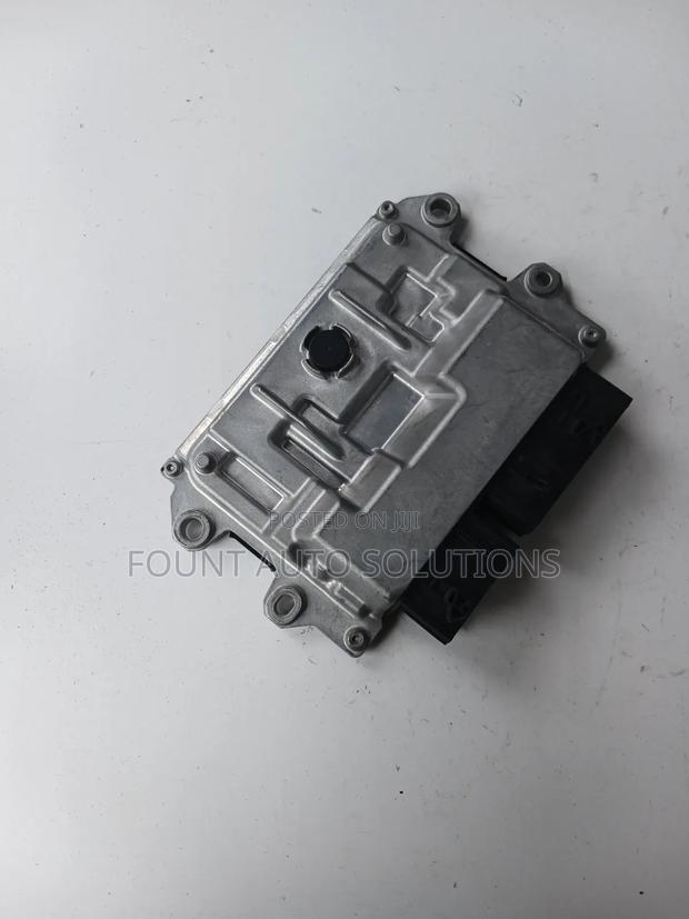 Engine Computer Toyota Passo M700a