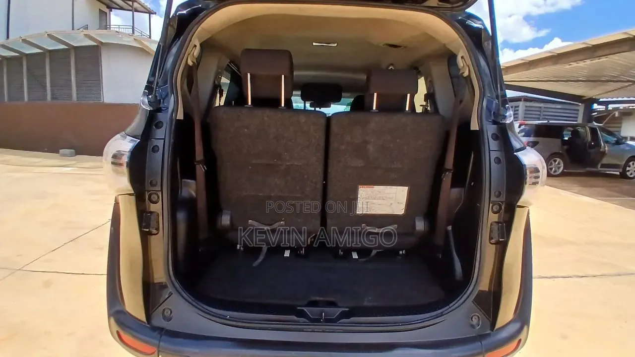 Toyota Sienta 2017 Black