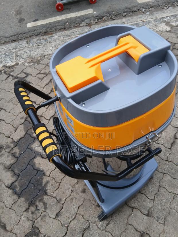 Upright Vacuum Cleaner